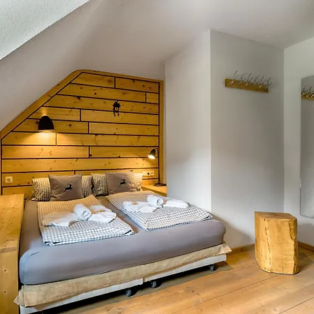 アパート Albhof Am Wasserfall