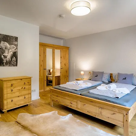 Albhof Am Wasserfall Apartment