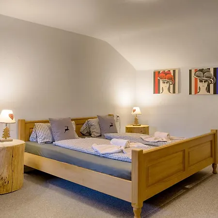 Albhof Am Wasserfall 圣布拉辛