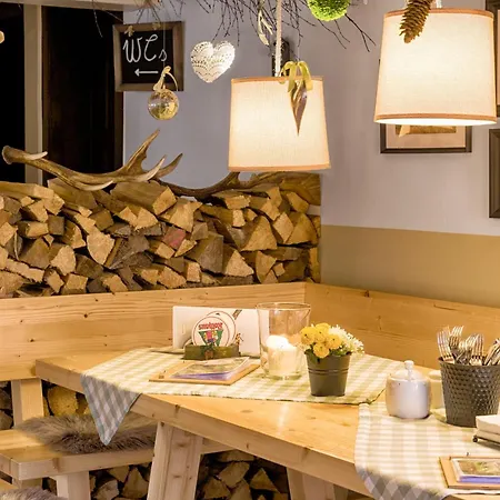 Albhof Am Wasserfall Apartment